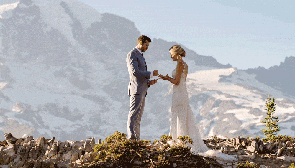 mount-rainier-hiking-elopement