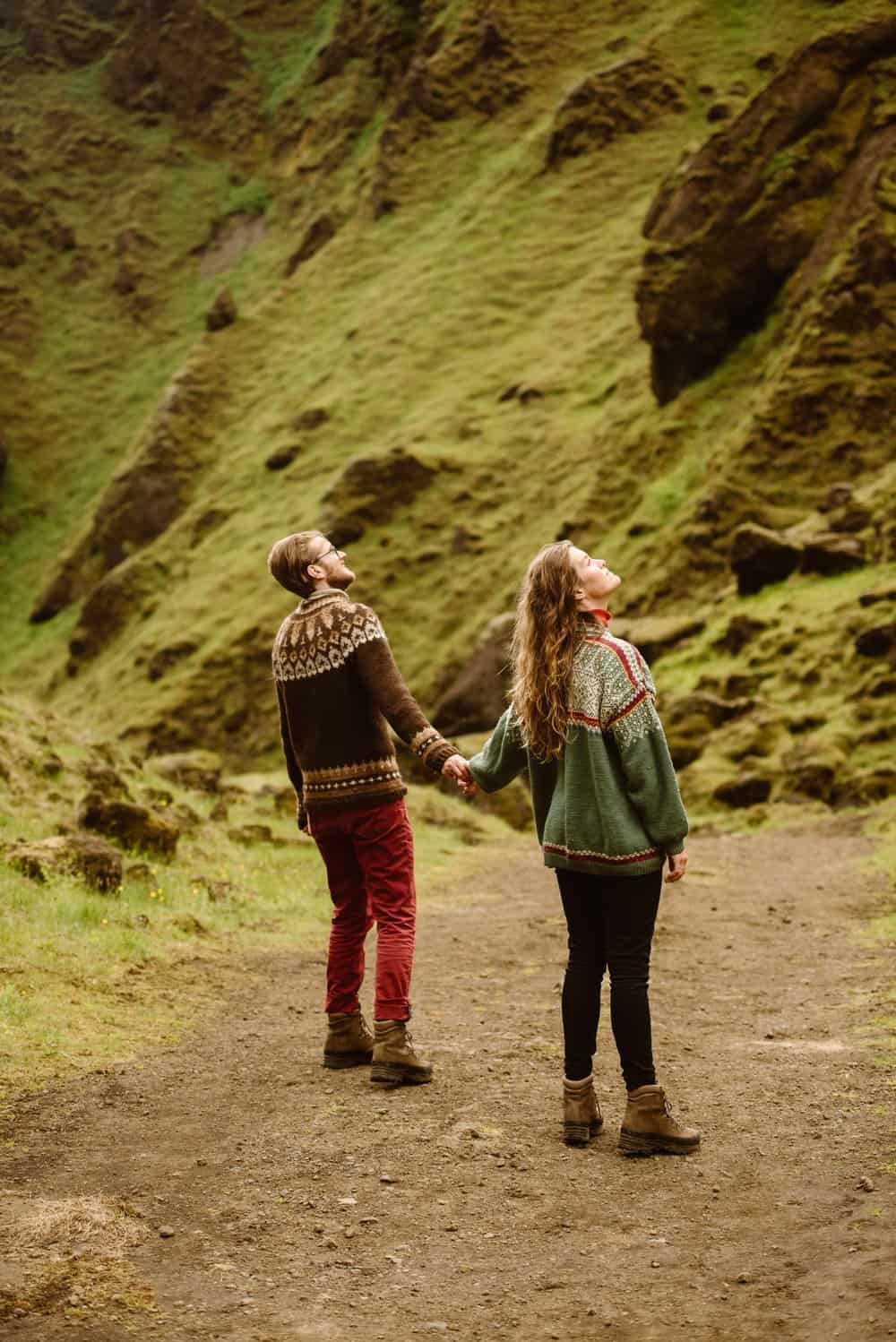 iceland-photographer-engagement