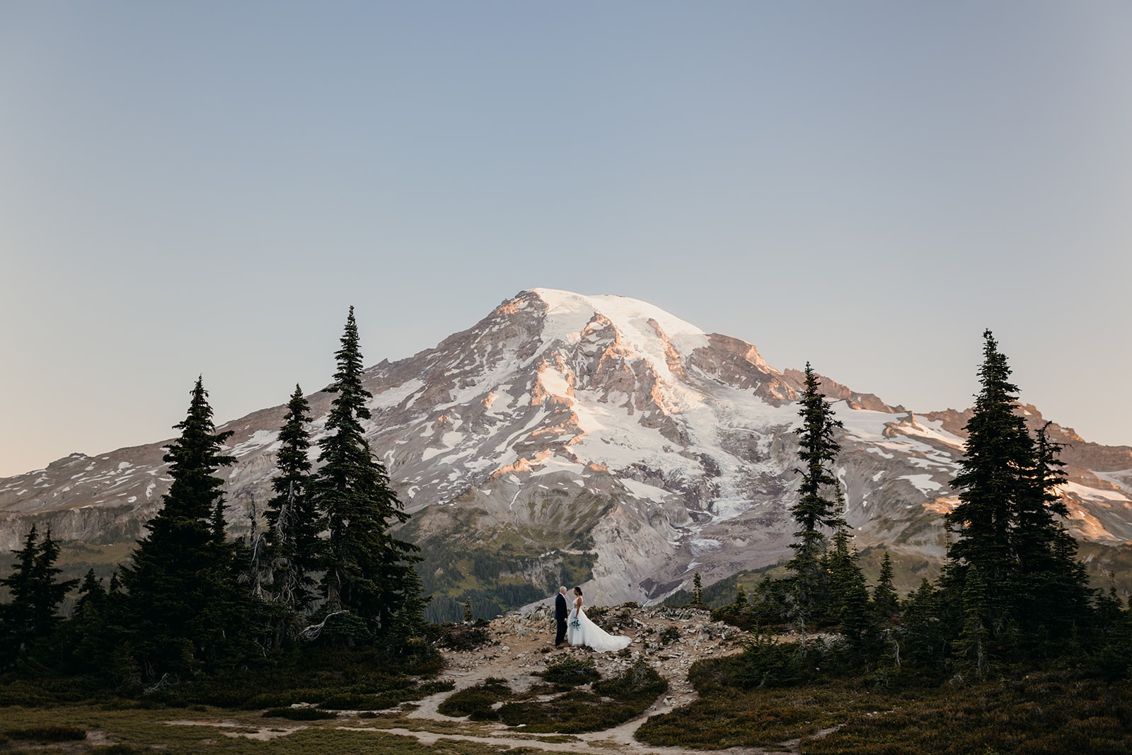 Elopement Ceremony near packwood, Washington